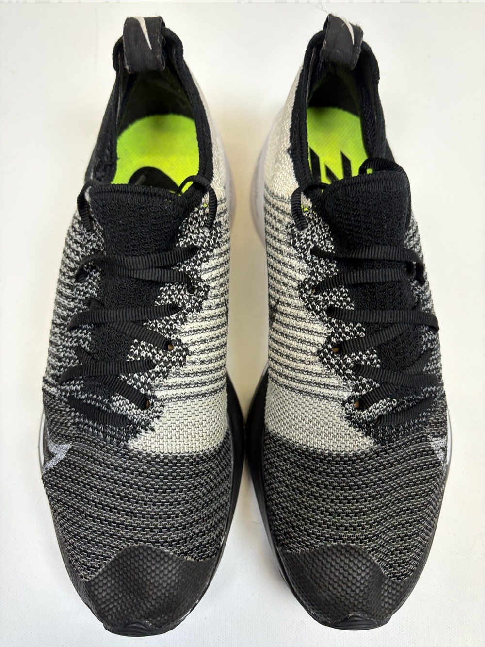 NIKE AIR ZOOM TEMPO NEXT% FLYKNIT BLACK VOLT RUNNING SHOES SIZE 5.5Y WOMENS SZ 7 - Picture 9 of 9